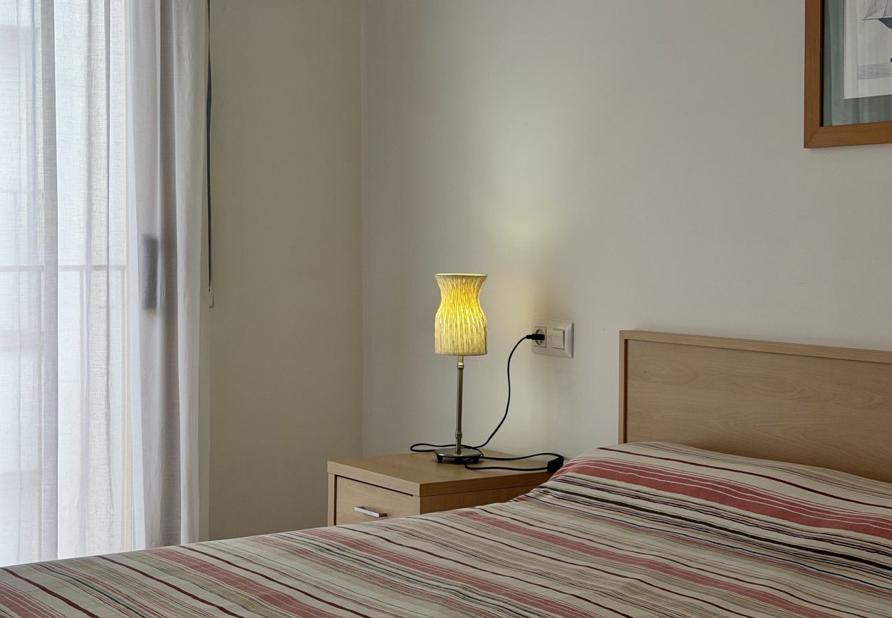 Apartment in L'Escala - MESTRAL 2-5