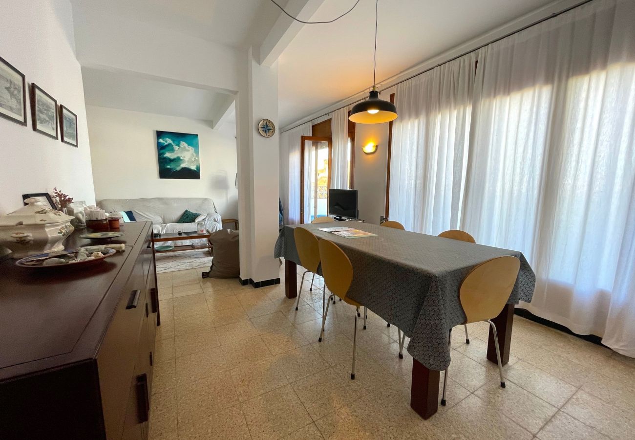 Apartment in L'Escala - LA TORRE ATIC