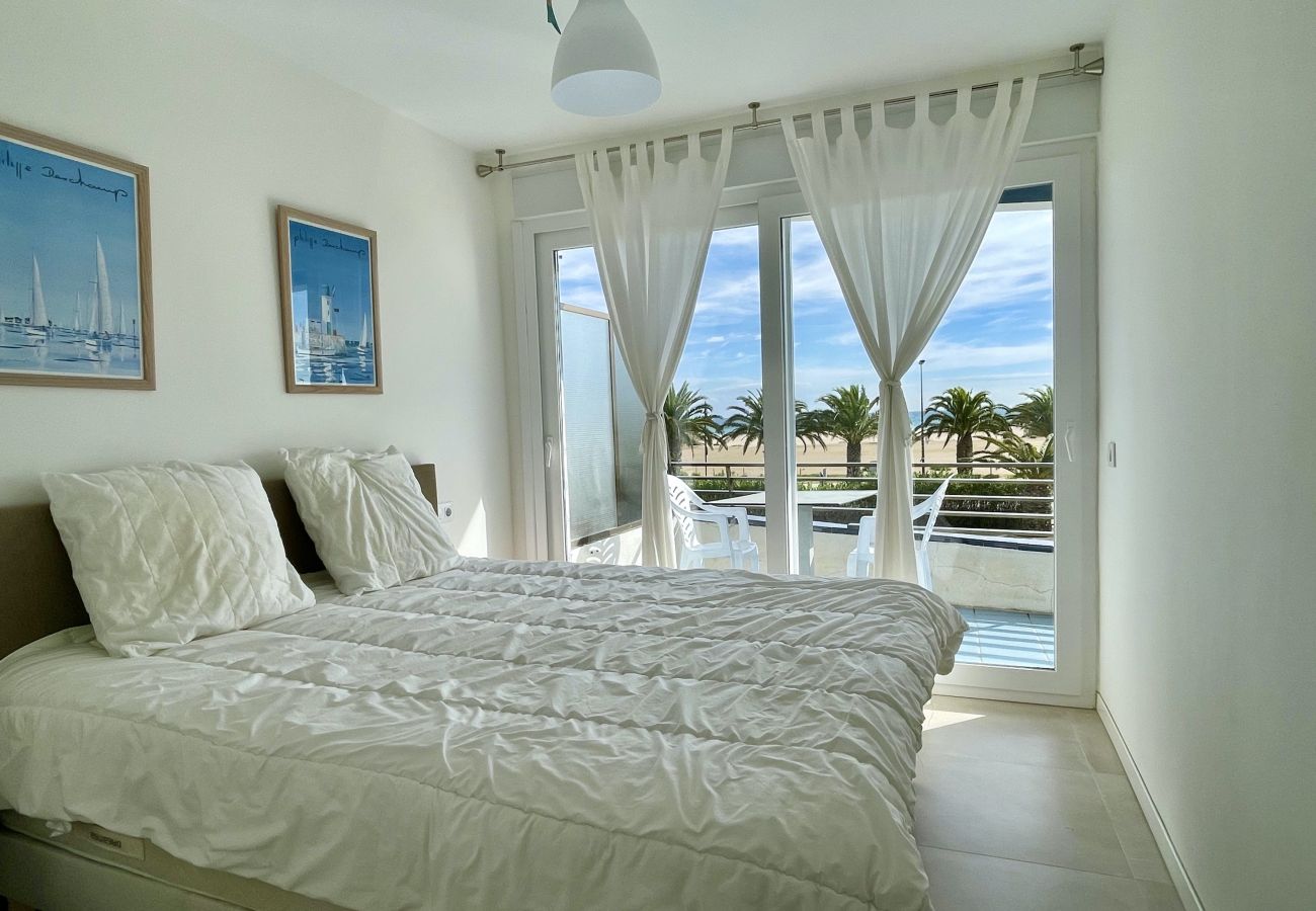 Apartment in Estartit - CATALONIA 1-7