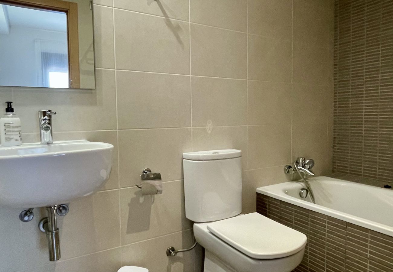 Apartment in Estartit - DARSENA B B-2 - Apartment with swimming-pool