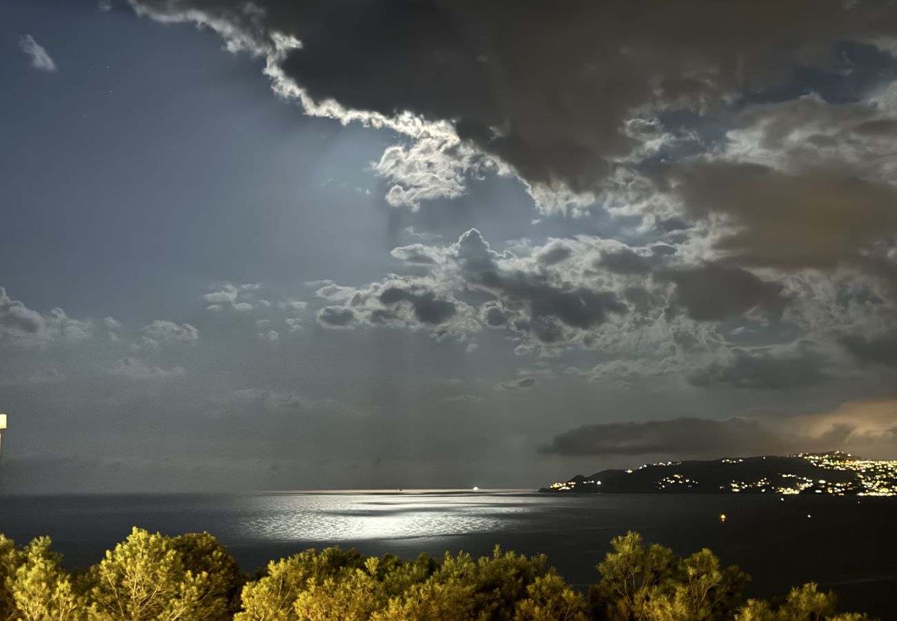 Villa in Estartit - VILLA AZURE 