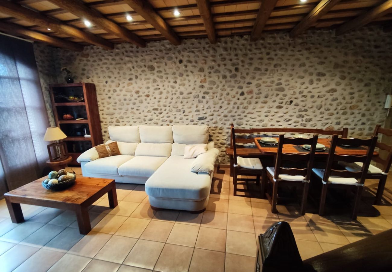 Terraced House in Armentera - FLUVIANETS