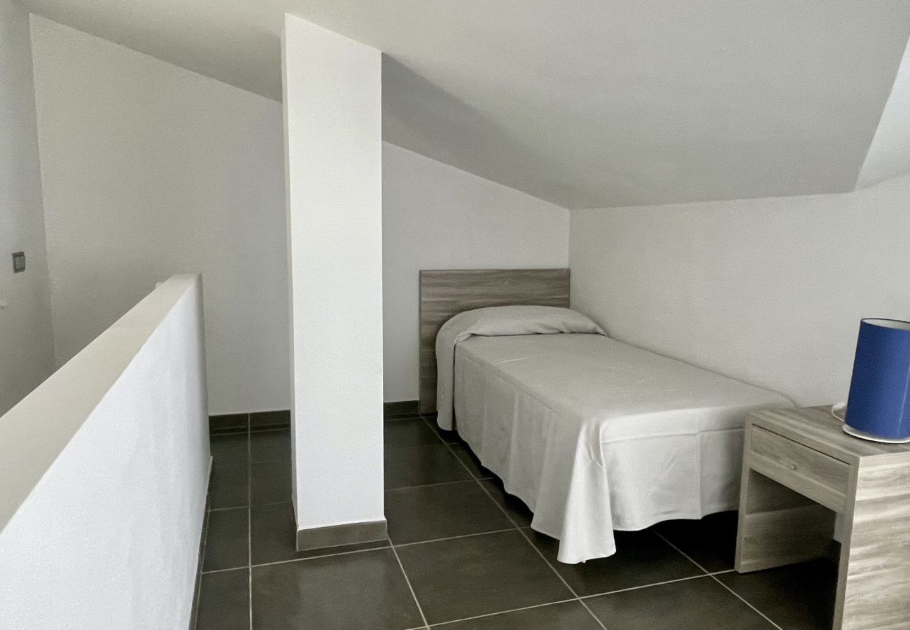 Apartment in Estartit - DARSENA B 3-5 2305