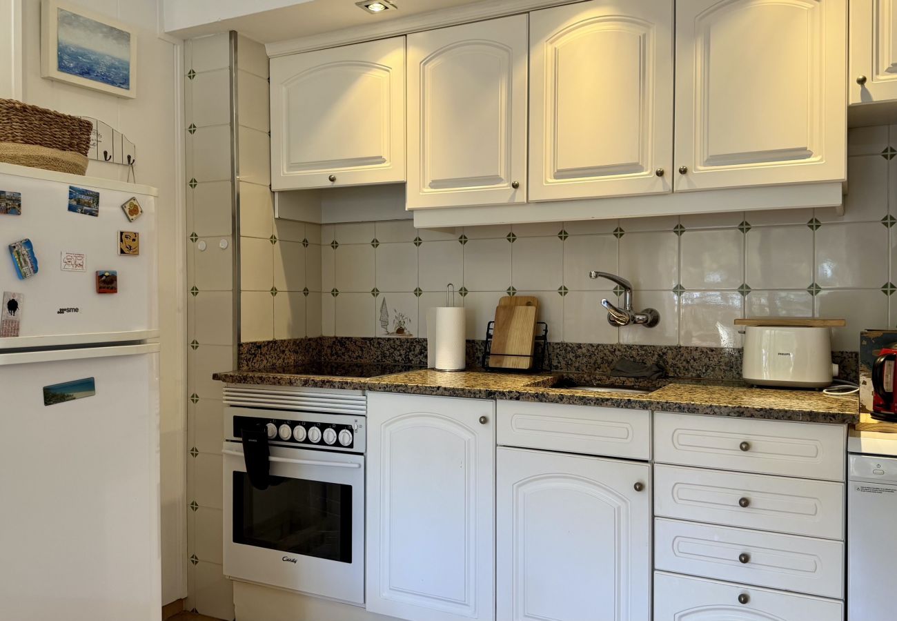 Apartment in Estartit - SALLES BEACH 08