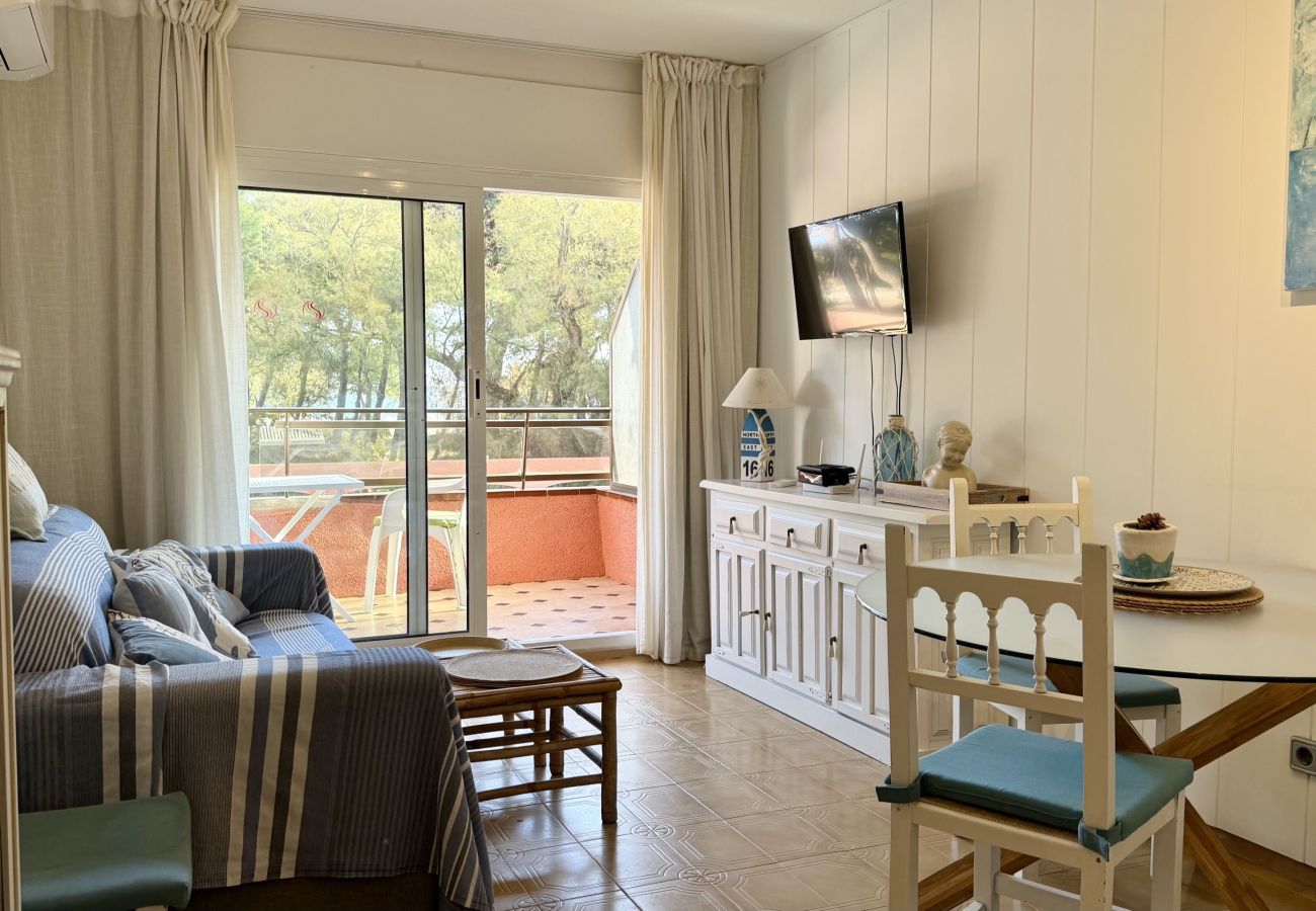 Apartment in Estartit - SALLES BEACH 08