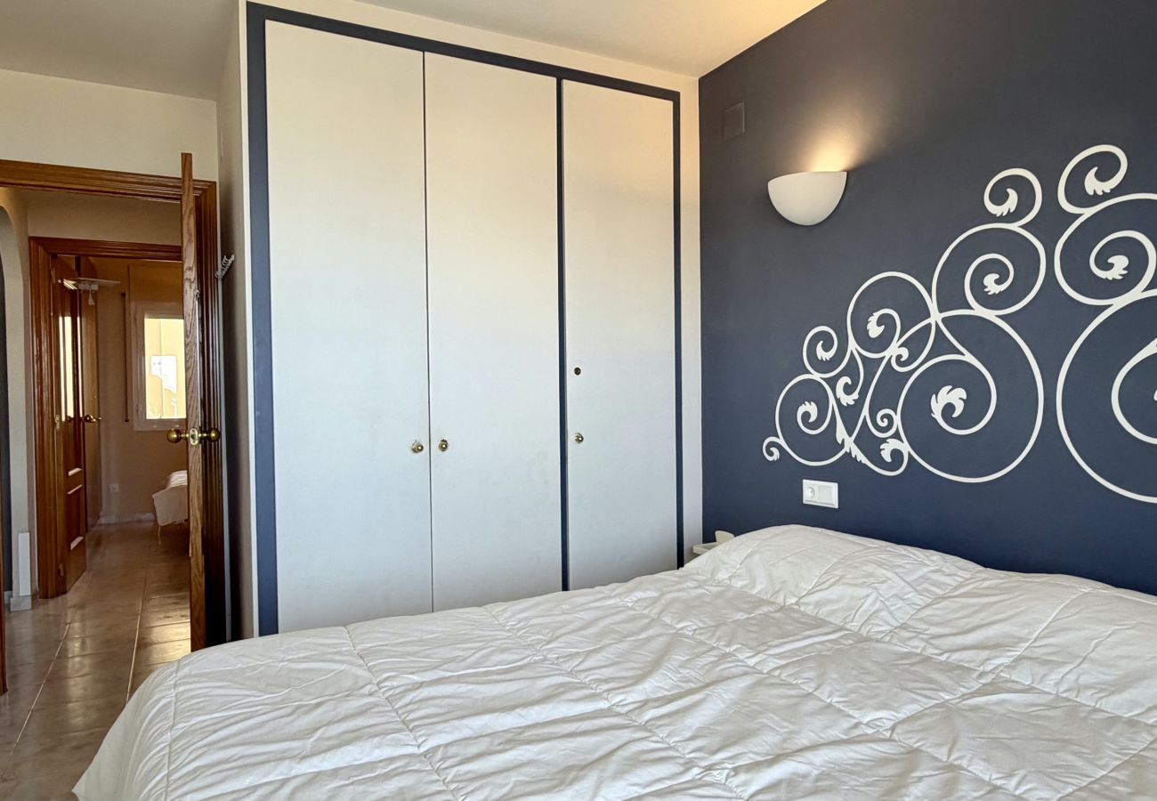 Apartment in L'Escala - LA LLONGADA