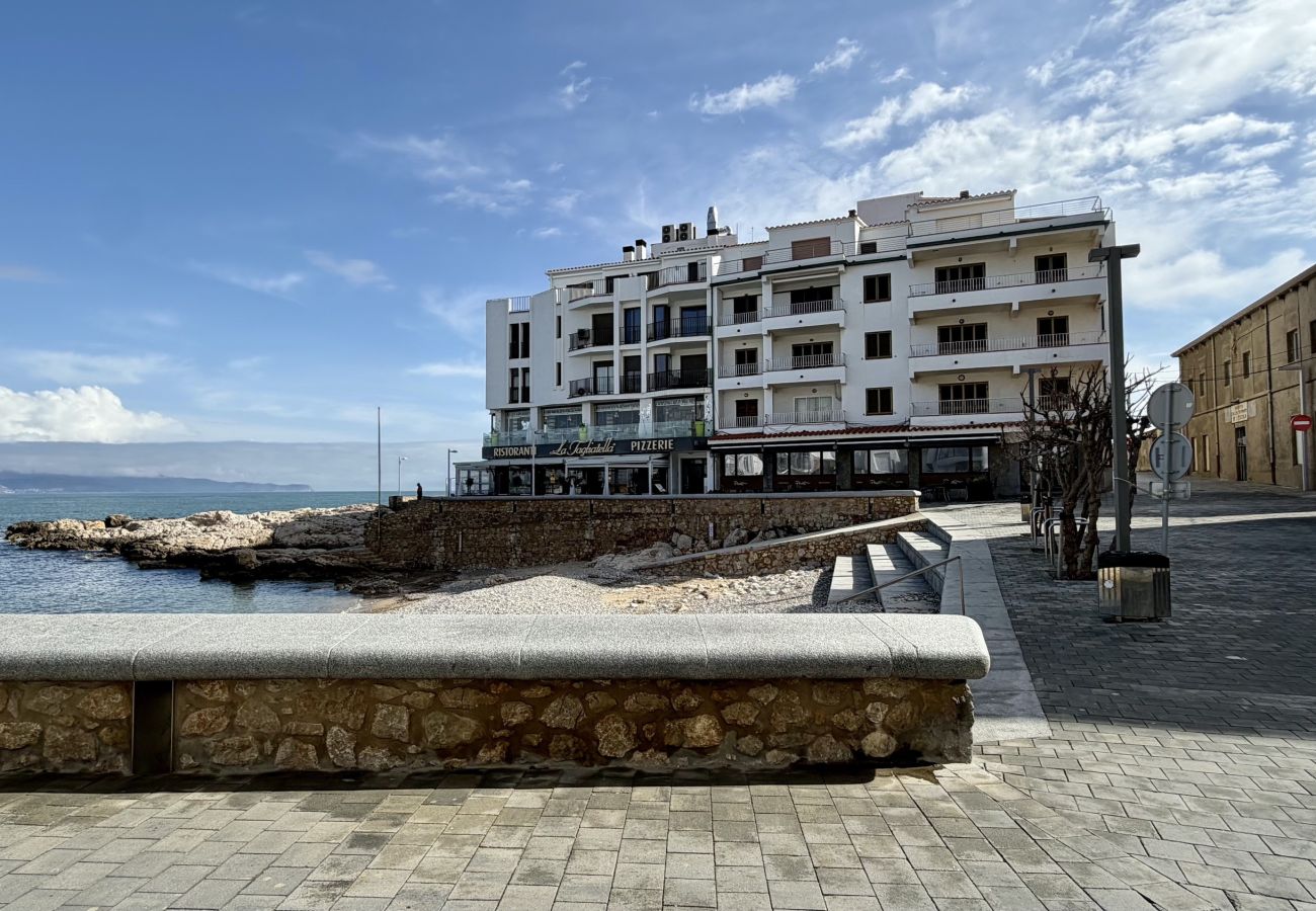 Appartement à L'Escala - APARTEMENT ELS PESCADORS 2-1  3D