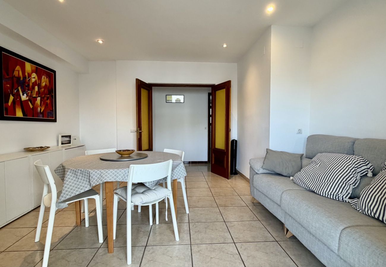 Appartement à L'Escala - APARTEMENT ELS PESCADORS 2-1  3D