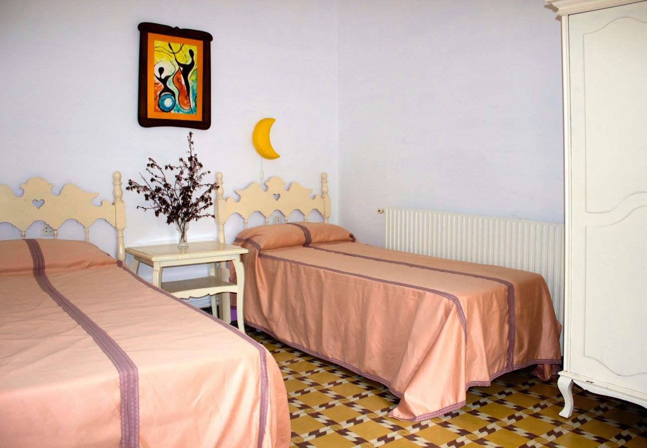 Gîte Rural à Ullastret - CASA CARINA