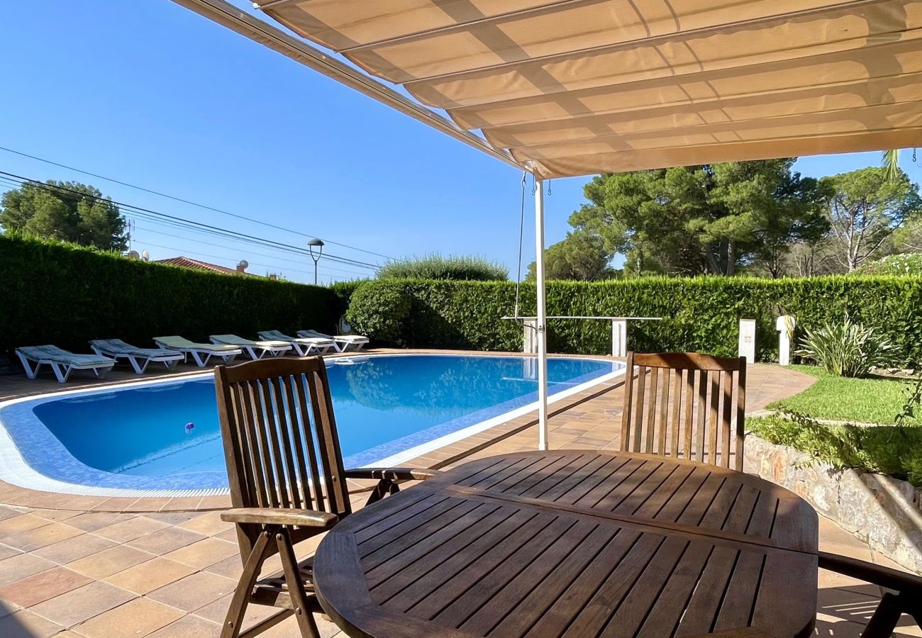 Appartement à Estartit - APARTAMENTO VOLENDAM  REZ-DE-CHAUSSÉE AVEC PISCINE PRIVÉE