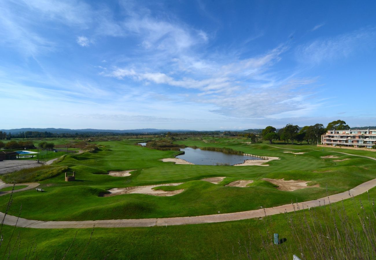 Appartement à Gualta - RESIDENCIAL GOLF 28 2.-1