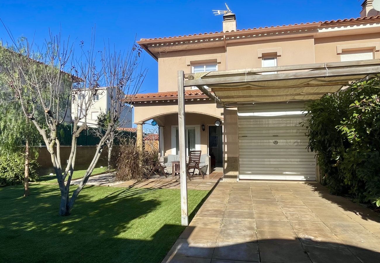 Maison mitoyenne à L'Escala - RAMBLA MALLOLS 9, CASA LIA